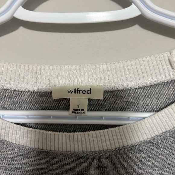 Aritzia Wilfred Berri Pullover Sweater - Picture 3 of 5